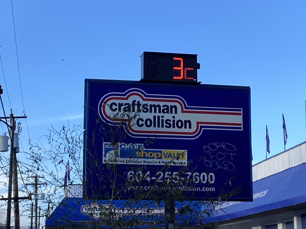 The temperature is 3 degrees celcius